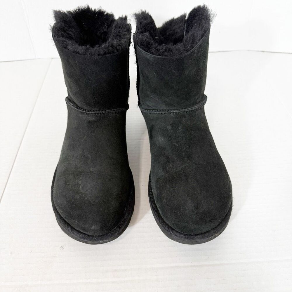 Ugg Women’s Mini Bailey Bow II Shearling Black Suede 1016501 Winter Boot Size‎ 8 - Picture 2 of 7